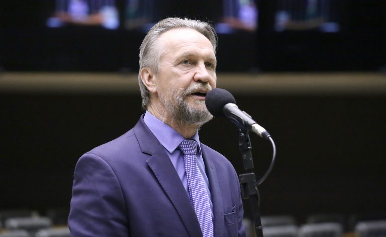 Projeto garante flexibilidade no trabalho a pais de crianças neurodiversas – Notícias