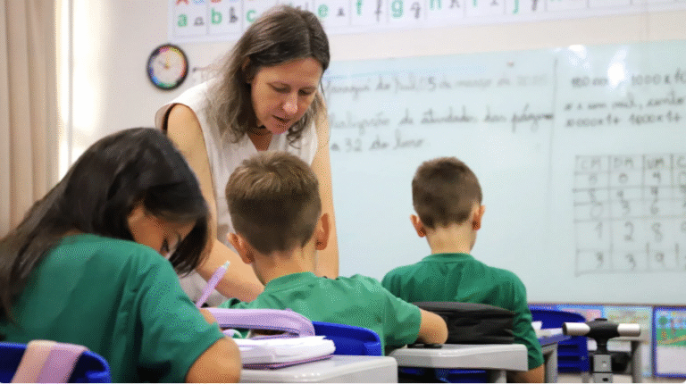 Encerra nesta terça-feira período de rematrículas na Rede Municipal de Ensino