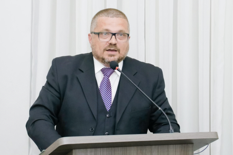 Vereador Marcelo Detalha Projeto de Lei sobre Obras Públicas Paralisadas