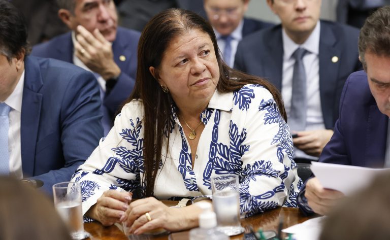 Comissão aprova proposta que incentiva presença de mulheres na construção civil – Notícias