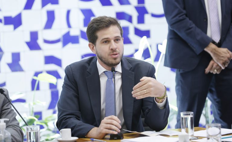 Projeto que amplia licença-paternidade para até 30 dias pode ser votado na próxima semana – Notícias