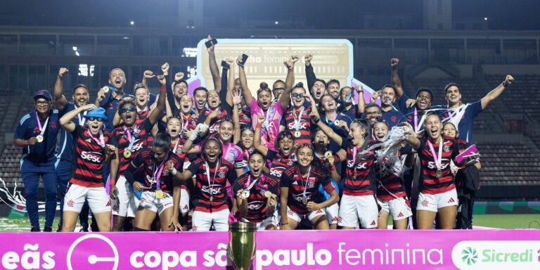 Flamengo goleia Grêmio e conquista Copinha Feminina