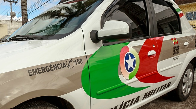 Residência é destruída por incêndio criminoso em Massaranduba