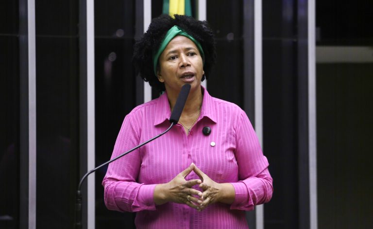 Comissão aprova proibição do uso de constelação familiar no Judiciário – Notícias