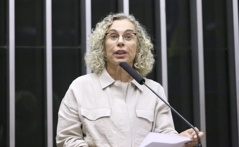 Comissão aprova obrigatoriedade de exame pré-operatório antes de procedimentos estéticos – Notícias