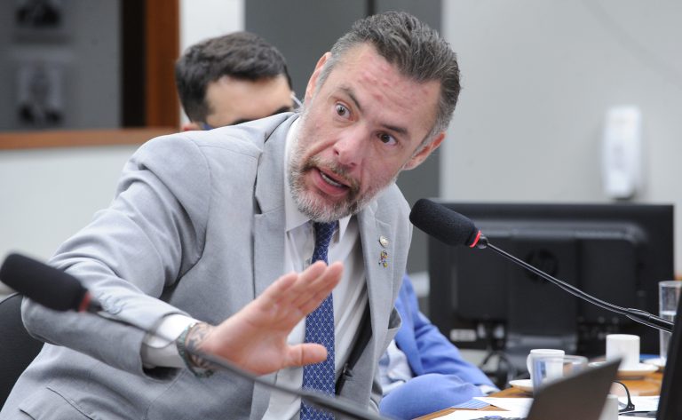 Comissão aprova aumento de penas contra roubo e receptação de cargas – Notícias