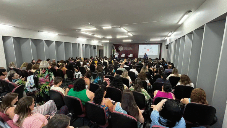 Semed promove formação continuada da Rede Municipal de Ensino