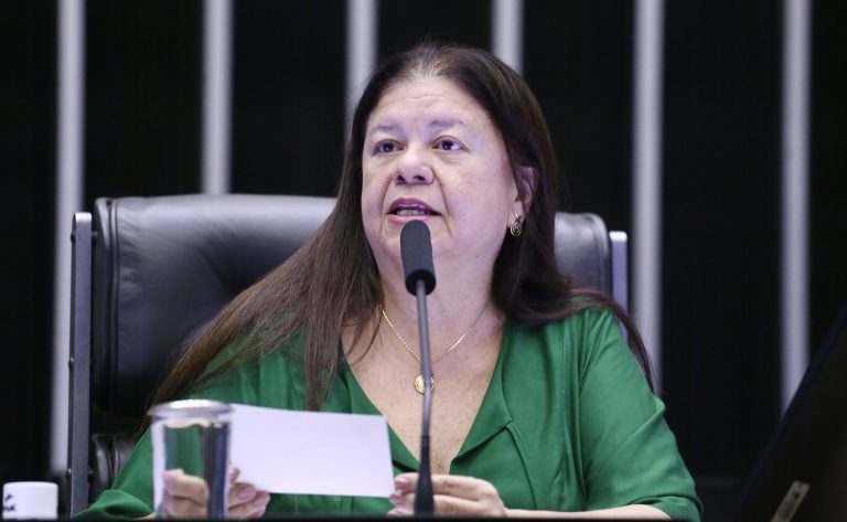 Comissão aprova regra para contratação de aprendizes e pessoas com deficiência pela administração pública – Notícias