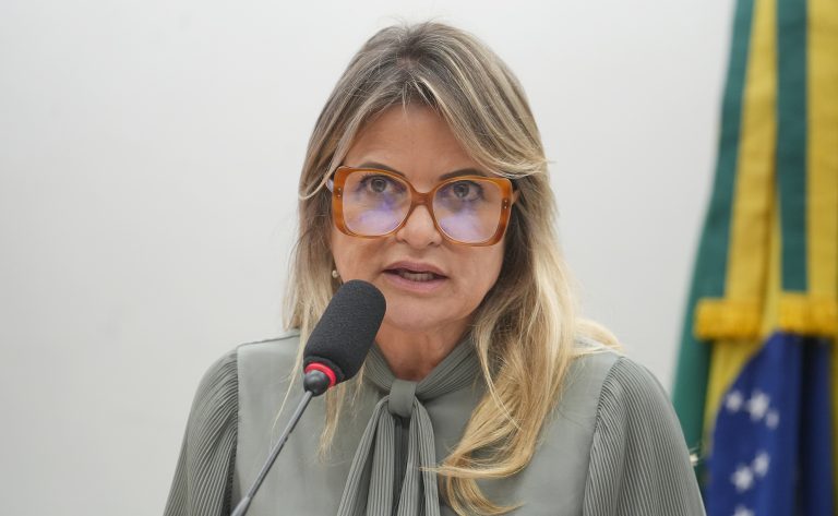 Comissão aprova regulamentação de indicação de doses restantes em inalador de medicamento – Notícias