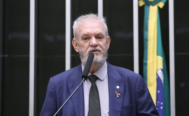 Comissão aprova criação de política nacional de combate à sífilis congênita – Notícias