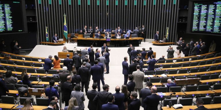 Câmara aprova PL antifacção e endurece penas para crime organizado