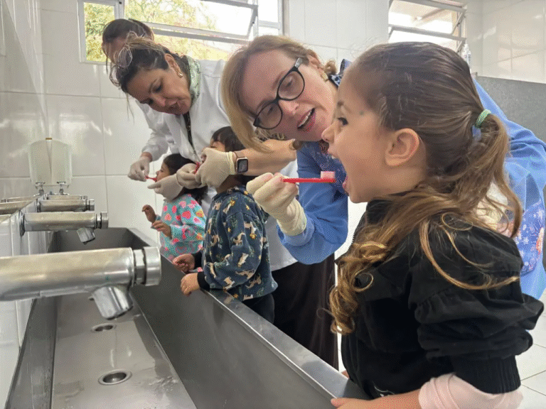 Programa de Saúde Bucal retoma atividades nos CMEIs