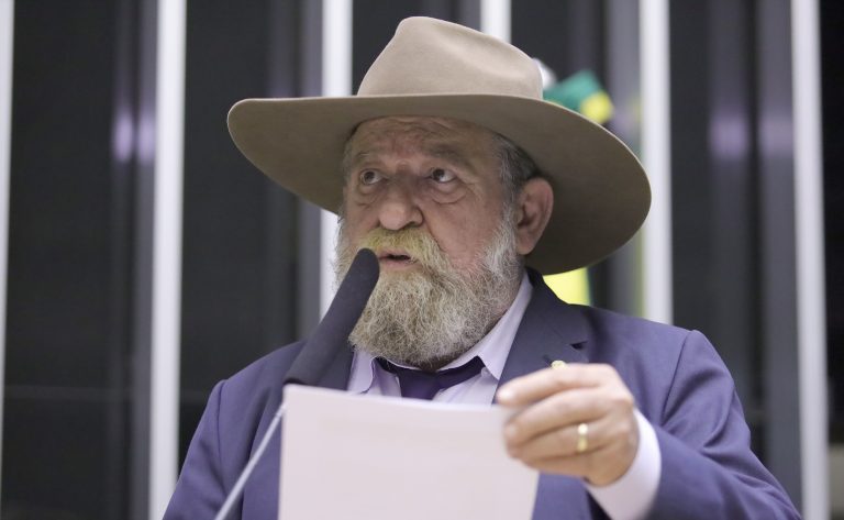 Projeto agrava pena em caso de crime cometido por motorista de transporte privado – Notícias