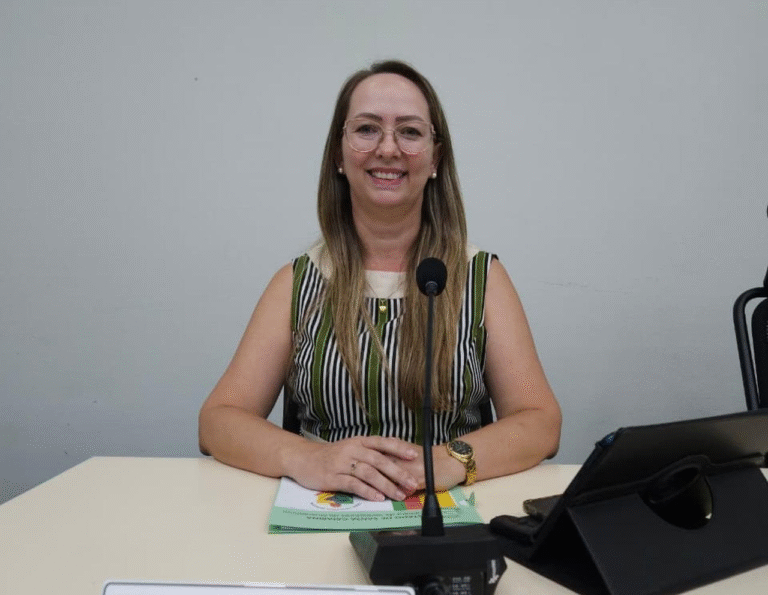 Vereadora propõe reconhecimento de auxiliares de sala e coordenadores escolares como profissionais do magistério