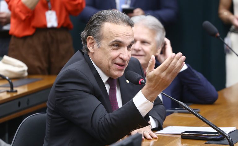 Comissão aprova descontos na CNH para PCDs, idosos e beneficiários de programas sociais – Notícias