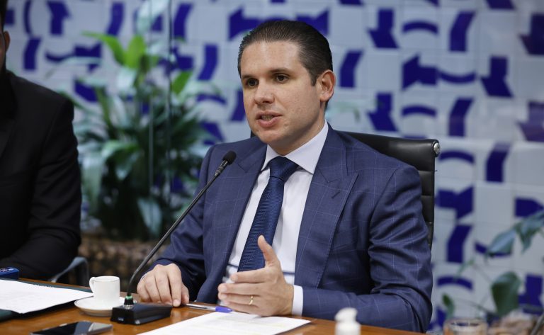 Motta destaca papel da Câmara na aprovação do ECA Digital, que entrou em vigor nesta terça-feira – Notícias