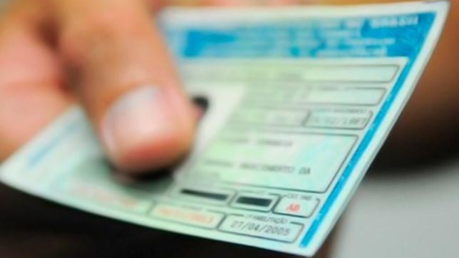 Confusão, agressão e motorista sem habilitação mobilizam PM em Jaraguá