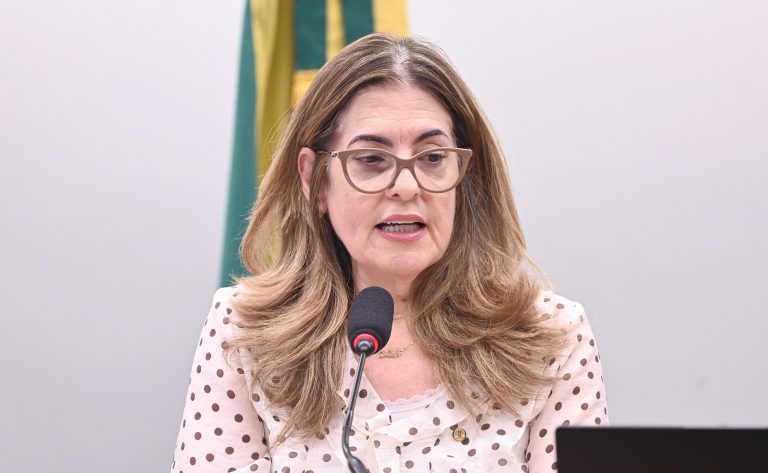 Falta de implementação de lei de prevenção ao suicídio preocupa deputados e especialistas – Notícias