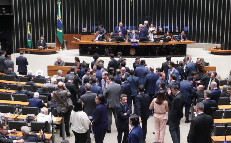 Candidatos ao TCU discursam a favor do uso de emendas parlamentares para aplicação de recursos públicos – Notícias