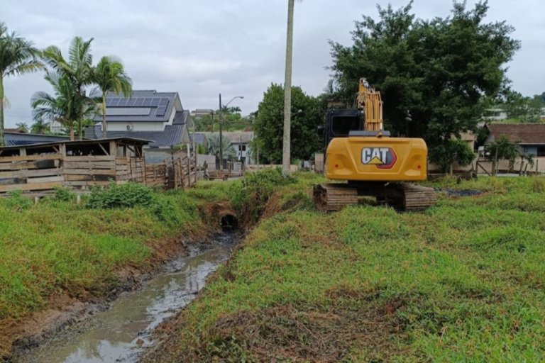 Prefeitura intensifica ações preventivas contra alagamentos e temporais em Guaramirim