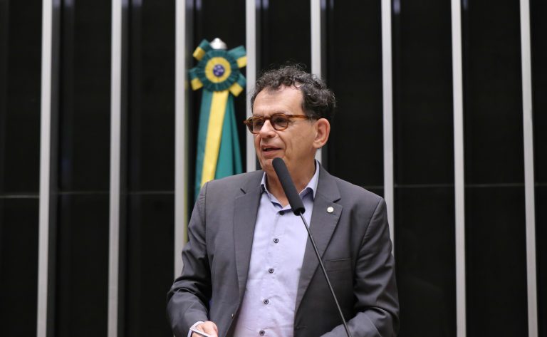 Comissão aprova cota de 5% para pessoas com deficiência em concursos e contratos públicos – Notícias