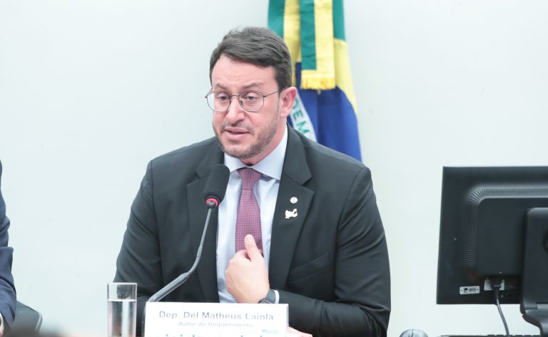 Comissão aprova regras para garantir bem-estar de animais em produções audiovisuais – Notícias