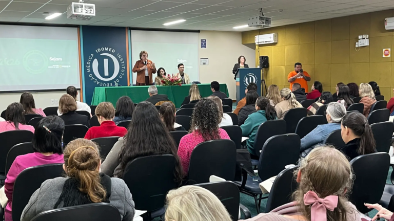 Semana de Enfermagem de Jaraguá do Sul reúne profissionais e estudantes da área