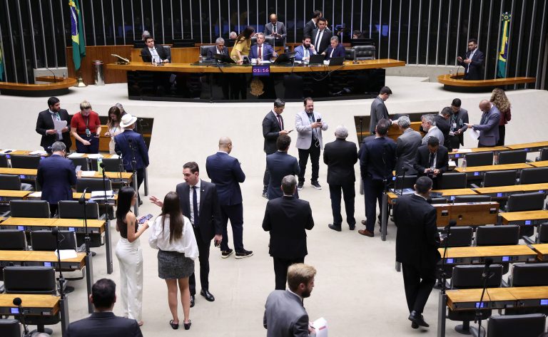 Câmara aprova convenção da OIT sobre segurança e saúde no trabalho; texto vai ao Senado – Notícias