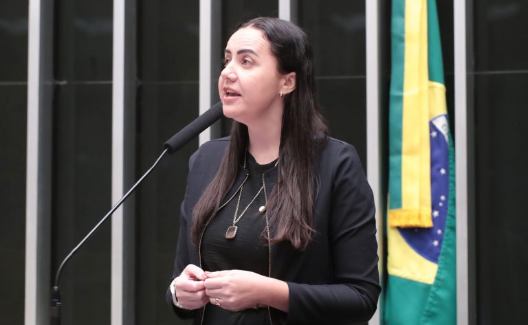 Comissão aprova proposta que obriga escolas a comunicar suspeita de trabalho infantil – Notícias