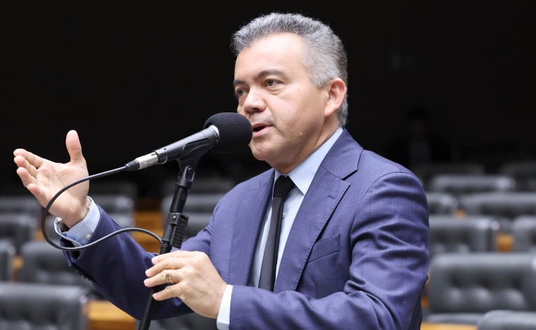 Comissão aprova campanhas sobre saúde e segurança nas contas de água, luz e internet – Notícias