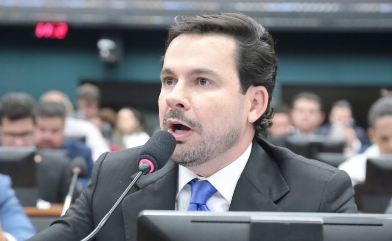 Comissão aprova regras para reforçar investigações de crimes cometidos pela internet – Notícias