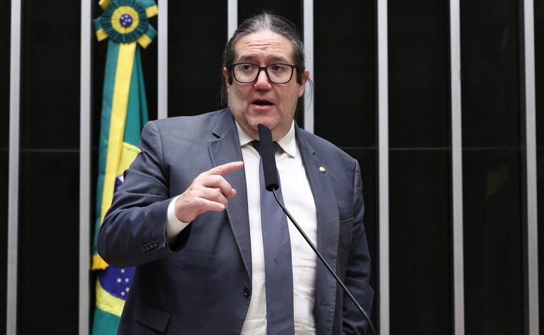 Comissão aprova prioridade para diagnóstico precoce e ensino específico para alunos com autismo – Notícias