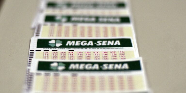 Mega-Sena acumula e prêmio principal vai para R$ 27 milhões