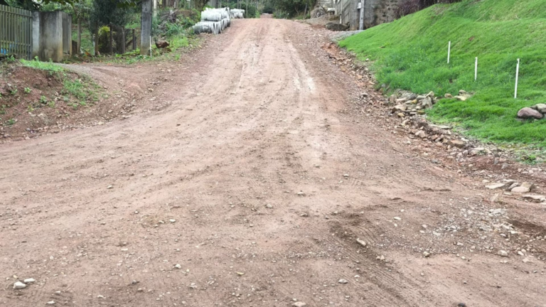 PREFEITURA DE CORUPÁ AMPLIA INVESTIMENTOS EM INFRAESTRUTURA COM NOVAS PAVIMENTAÇÕES