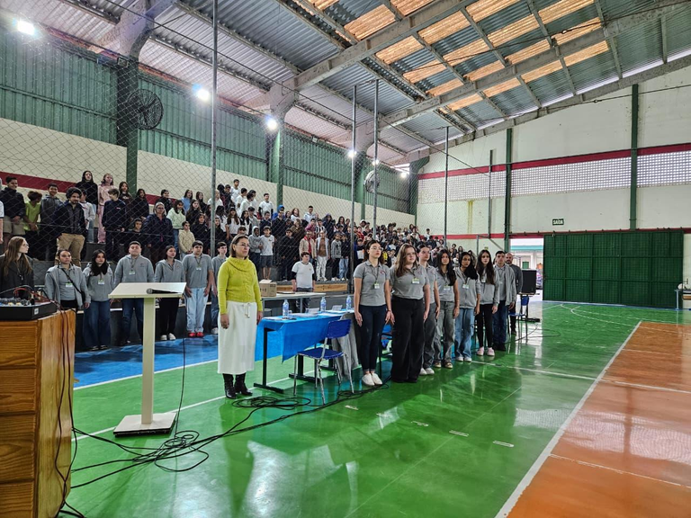 Escola São Pedro de Guaramirim recebe sessão dos vereadores mirins