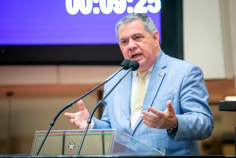 Com aumento da violência nas escolas de SC, Mário Motta cobra ações de prevenção ao bullying